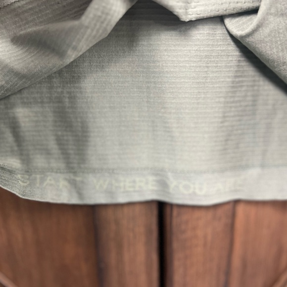 Lululemon Swiftly Tech Racerback Tank Top 2.0 *Waist Length Grey Eucalyptus Sz 4 - Picture 7 of 8